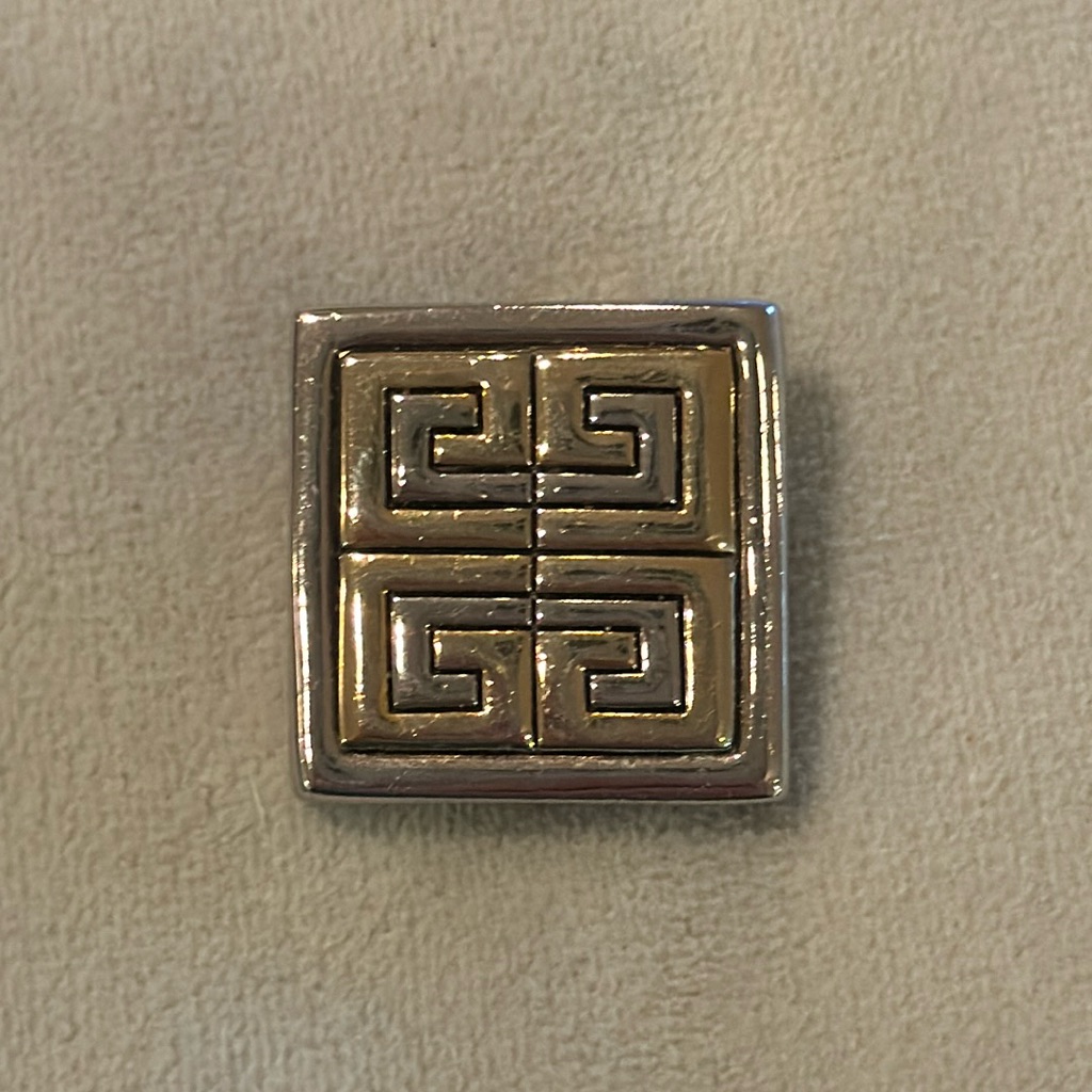 Signed Givenchy Vintage Logo Clip Earring Accessory 49$